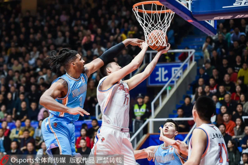 CBA周琦重返CBA 示例图